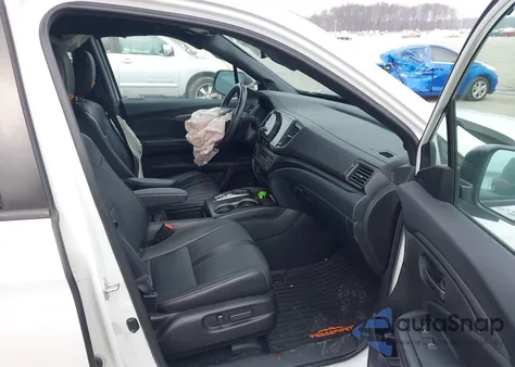 2022 Honda Passport Awd Trailsport z USA, uszkodzony, nr VIN 5FNYF8H69NB010432